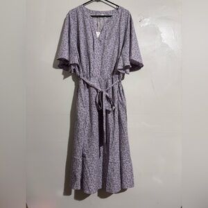 Floral Purple Women's Dress‎ with pockets nwt plus sized